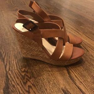 Women’s wedge sandals
